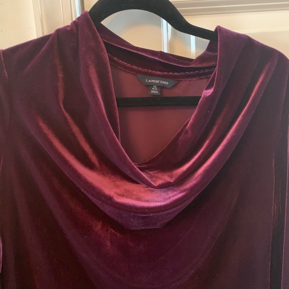 Lands End Velvet Top - Picture 3 of 5